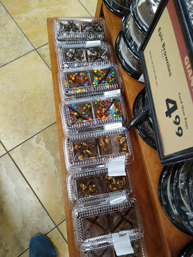 Supermarket «Giant Eagle Supermarket», reviews and photos, 1201 Mentor Ave, Painesville, OH 44077, USA