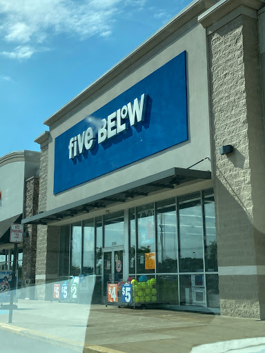 Pet Supply Store «PetSmart», reviews and photos, 5200 W Main St, Kalamazoo, MI 49009, USA