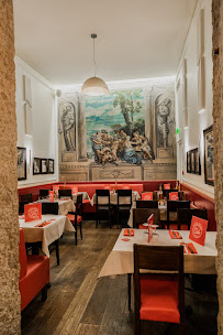 Atmosphère du Restaurant italien Chez Carlo Cordeliers - Pizzas au feu de bois à Lyon - n°15