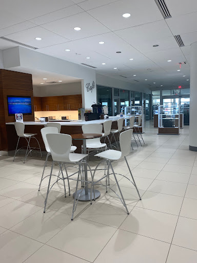 Used Car Dealer «Fields BMW Winter Park», reviews and photos, 963 Wymore Rd, Winter Park, FL 32789, USA