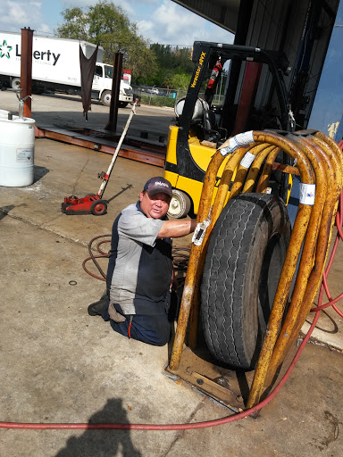 Tire Shop «St. Lucie Battery & Tire», reviews and photos, 6911 Hancock Dr, Port St Lucie, FL 34952, USA