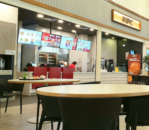 KFC Alameda Shop & Spot em Porto