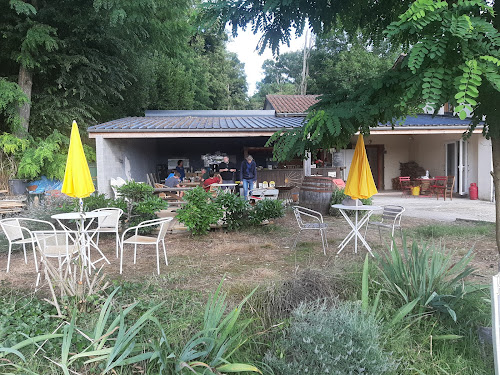 Gîte le Mille bornes à Cazeneuve