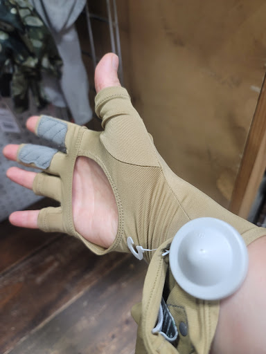 Sporting Goods Store «Sportco Warehouse Sporting Goods», reviews and photos, 4602 20th St E, Fife, WA 98424, USA