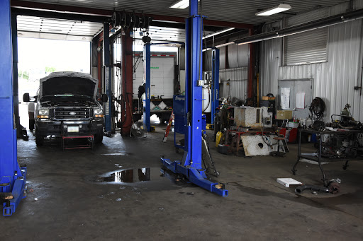 Auto Parts Store «ATC Auto Truck Center Inc», reviews and photos, 941 66th Ave SW, Cedar Rapids, IA 52404, USA