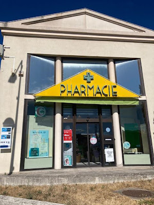 Pharmacie De La Couronne à Castries