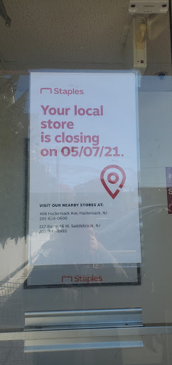 Office Supply Store «Staples», reviews and photos, 461-469 West St, Fort Lee, NJ 07024, USA