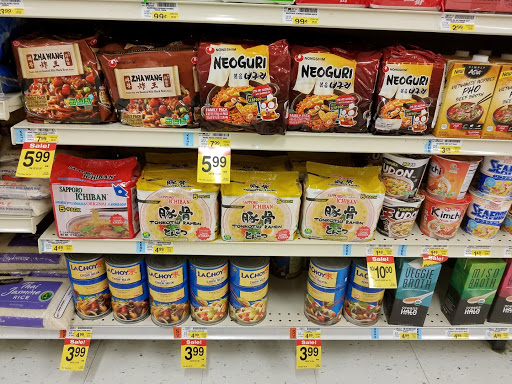 Grocery Store «Jewel-Osco», reviews and photos, 1157 N Eola Rd, Aurora, IL 60502, USA