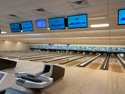 Lake City Bowl, 347 FL-247, Lake City, FL 32025, USA, 