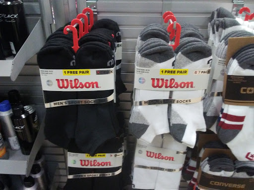 Clothing Store «Burlington Coat Factory», reviews and photos, 271 Cottage Grove Rd, Bloomfield, CT 06002, USA