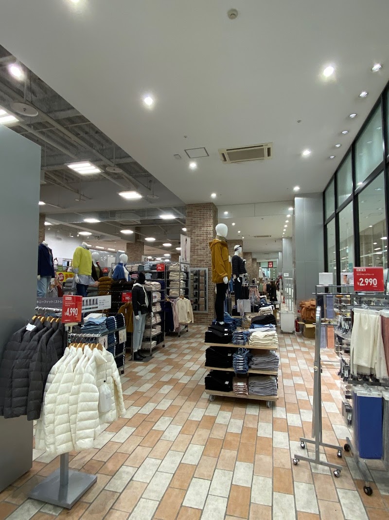 ユニクロ メッツ大曽根店 愛知県名古屋市東区矢田 衣料品店 衣料品 グルコミ