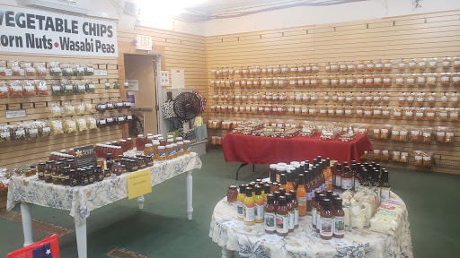 Grocery Store «Oregon And More», reviews and photos, 111 Broadway St, Seaside, OR 97138, USA