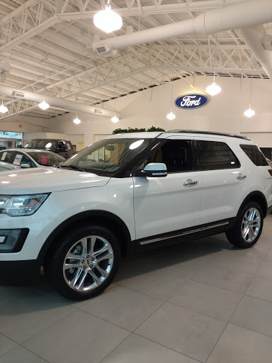 Ford Dealer «Barber Ford», reviews and photos, 640 E 8th St, Holland, MI 49423, USA