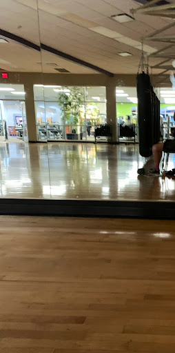 Gym «LA Fitness», reviews and photos, 3001 Hennepin Ave S Suite 2210, Minneapolis, MN 55408, USA