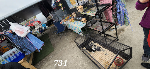 Flea Market «Montana Charlie’s», reviews and photos, 255 S Joliet Rd, Bolingbrook, IL 60440, USA