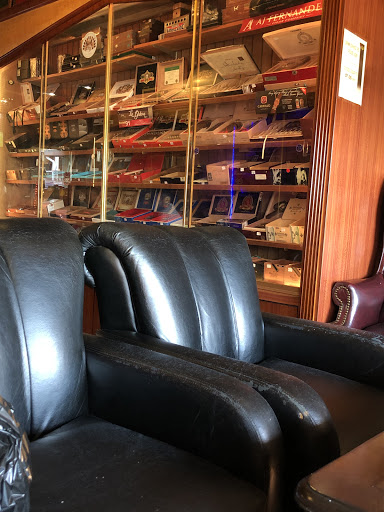 Cigar Shop «Amadiz Cigar Inc», reviews and photos, 470 City Island Ave, Bronx, NY 10464, USA
