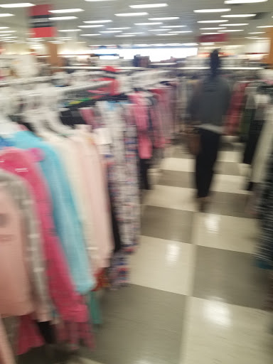 Department Store «T.J. Maxx», reviews and photos, 330 Howe Ave, Cuyahoga Falls, OH 44221, USA