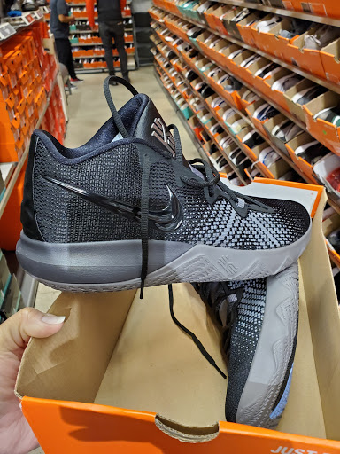 Clothing Store «Nike Factory Store», reviews and photos, 2210 Tanger Blvd #225, Gonzales, LA 70737, USA