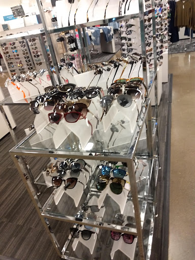 Department Store «Nordstrom Rack Tempe Marketplace», reviews and photos, 1900 E Rio Salado Pkwy, Tempe, AZ 85281, USA