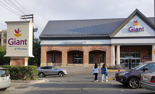 Supermarket «Giant», reviews and photos, 7142 Arlington Rd, Bethesda, MD 20814, USA