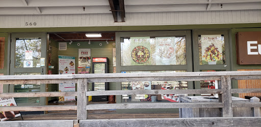 Gift Shop «Edible Arrangements», reviews and photos, 560 W 1st St, Claremont, CA 91711, USA