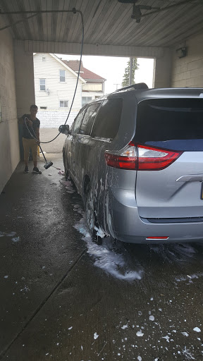 Park-N-Wash Car Wash en Hamtramck