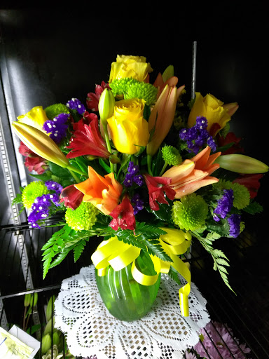 Florist «A Royal Bloom Flowers & Gifts», reviews and photos, 7252 W Oakland Park Blvd, Lauderhill, FL 33313, USA