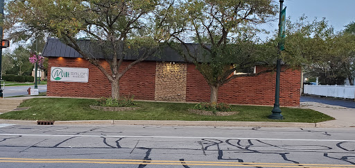 Beauty Salon «Mint Salon», reviews and photos, 827 S State St, Lockport, IL 60441, USA