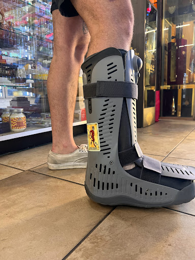 Liquor Store «Devils Liquor», reviews and photos, 1858 E Apache Blvd, Tempe, AZ 85281, USA