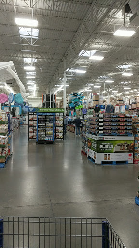 Warehouse club «Sams Club», reviews and photos