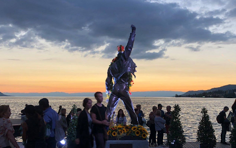 Freddie Mercury statue image