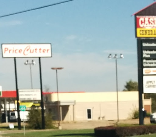 Supermarket «Price Cutter», reviews and photos, 1901 E Division St, Springfield, MO 65803, USA