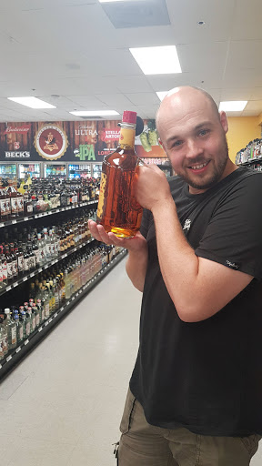 Liquor Store «Plaza Liquors», reviews and photos, 8739 International Dr, Orlando, FL 32819, USA