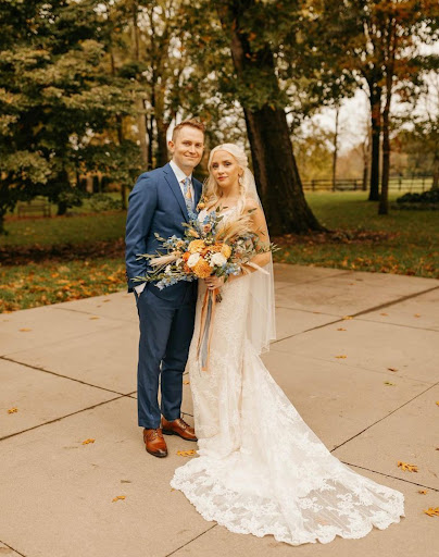 Bridal Shop «The Bridal Suite of Louisville», reviews and photos, 9948 Linn Station Rd, Louisville, KY 40223, USA