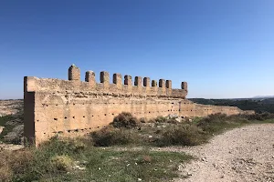 Castle and walls of Jorquera image