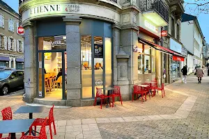 ETIENNE Coffee & Shop Corner Laval image