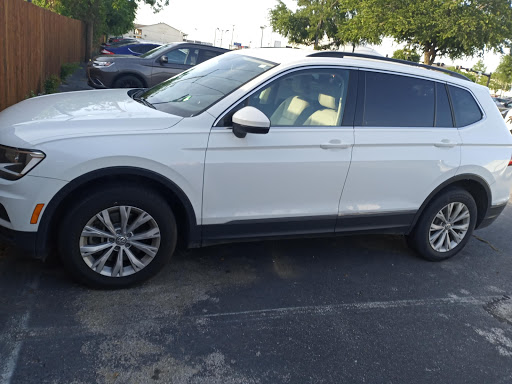 Used Car Dealer «DriveTime Used Cars», reviews and photos, 821 E Division St, Arlington, TX 76011, USA