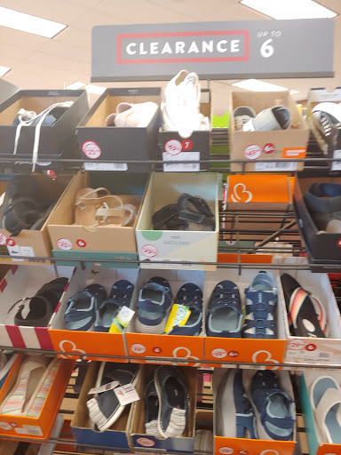 Shoe Store «Famous Footwear», reviews and photos, 1600 28th St, Boulder, CO 80301, USA