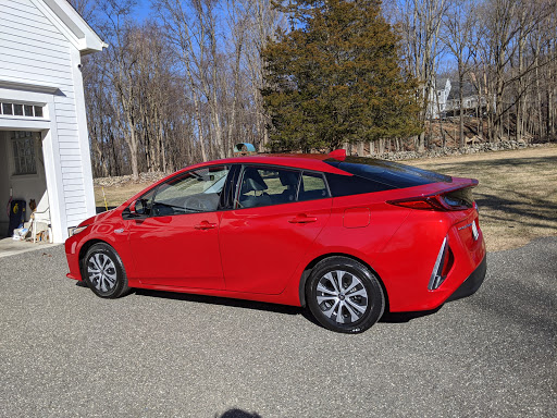 Car Dealer «Greentree Toyota», reviews and photos, 87 Federal Rd, Danbury, CT 06811, USA