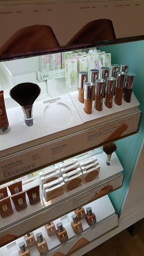 Hair Salon «Ulta Beauty», reviews and photos, 8210 Macedonia Commons Blvd #28, Macedonia, OH 44056, USA