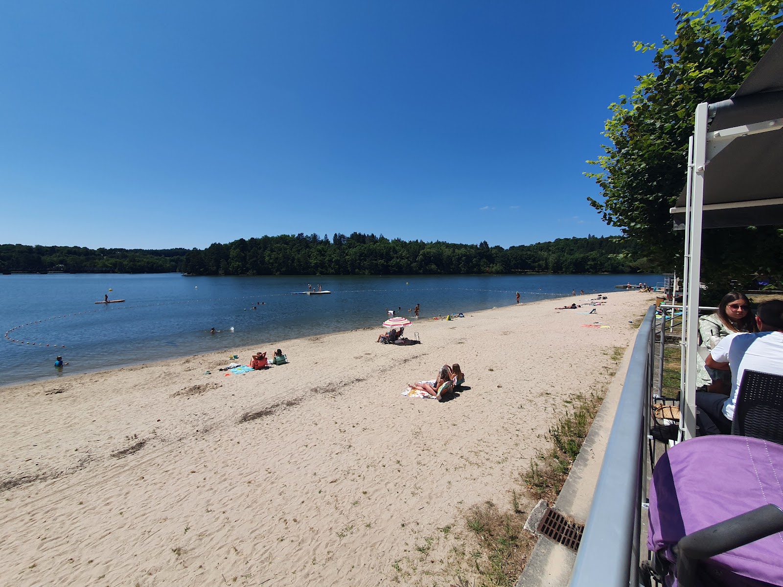 Plage Cireygeol'in fotoğrafı geniş bir kıyı şeridi ile birlikte