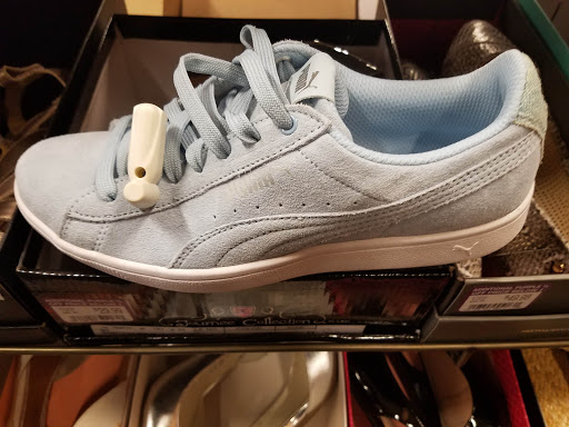 Shoe Store «DSW Designer Shoe Warehouse», reviews and photos, 1885 County Rd D E, Maplewood, MN 55109, USA