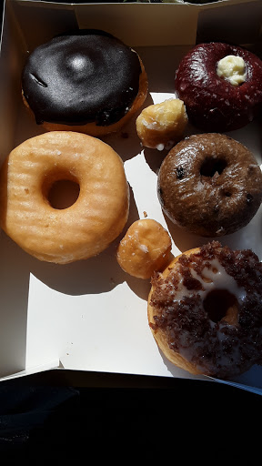 Donut Shop «Holey Sweet Donuts», reviews and photos, 90 GA-138 b, Stockbridge, GA 30281, USA