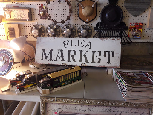 Flea Market «Exit 9 Flea Market», reviews and photos, 2688 Lakeville Rd, Avon, NY 14414, USA