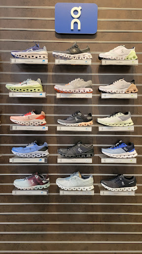 Running Store «Road Runner Sports», reviews and photos, 1326 Tenth Street, Berkeley, CA 94710, USA