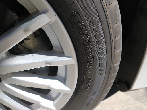 Auto Repair Shop «Mountain View Tire & Auto Service», reviews and photos, 23440 Lyons Ave, Newhall, CA 91321, USA