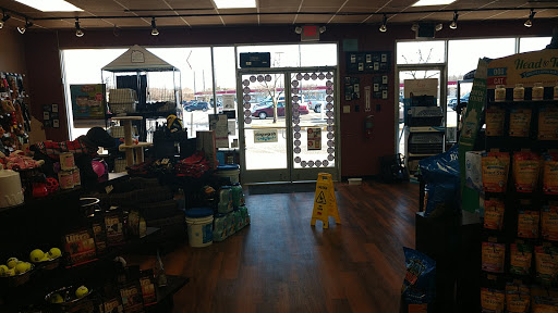 Pet Store «Pet Valu», reviews and photos, 401 Harmony Rd, Gibbstown, NJ 08027, USA
