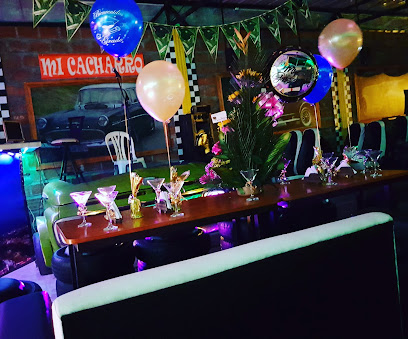 Mi Cacharro Restaurante Bar Karaoke