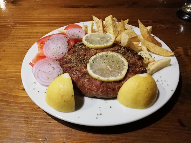 Παραδοσιακή Ταβέρνα "Η Βρεσταμίτα" Ανοιχτές ώρες