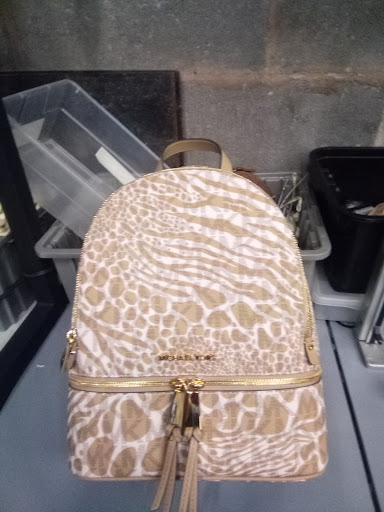 Shopping Mall «Walt Whitman Shops», reviews and photos, 160 Walt Whitman Rd, Huntington Station, NY 11746, USA